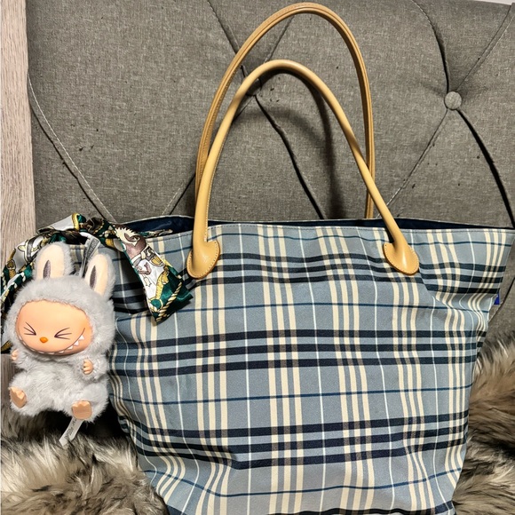 Burberry Blue tote Bag Nylon - Picture 2 of 12